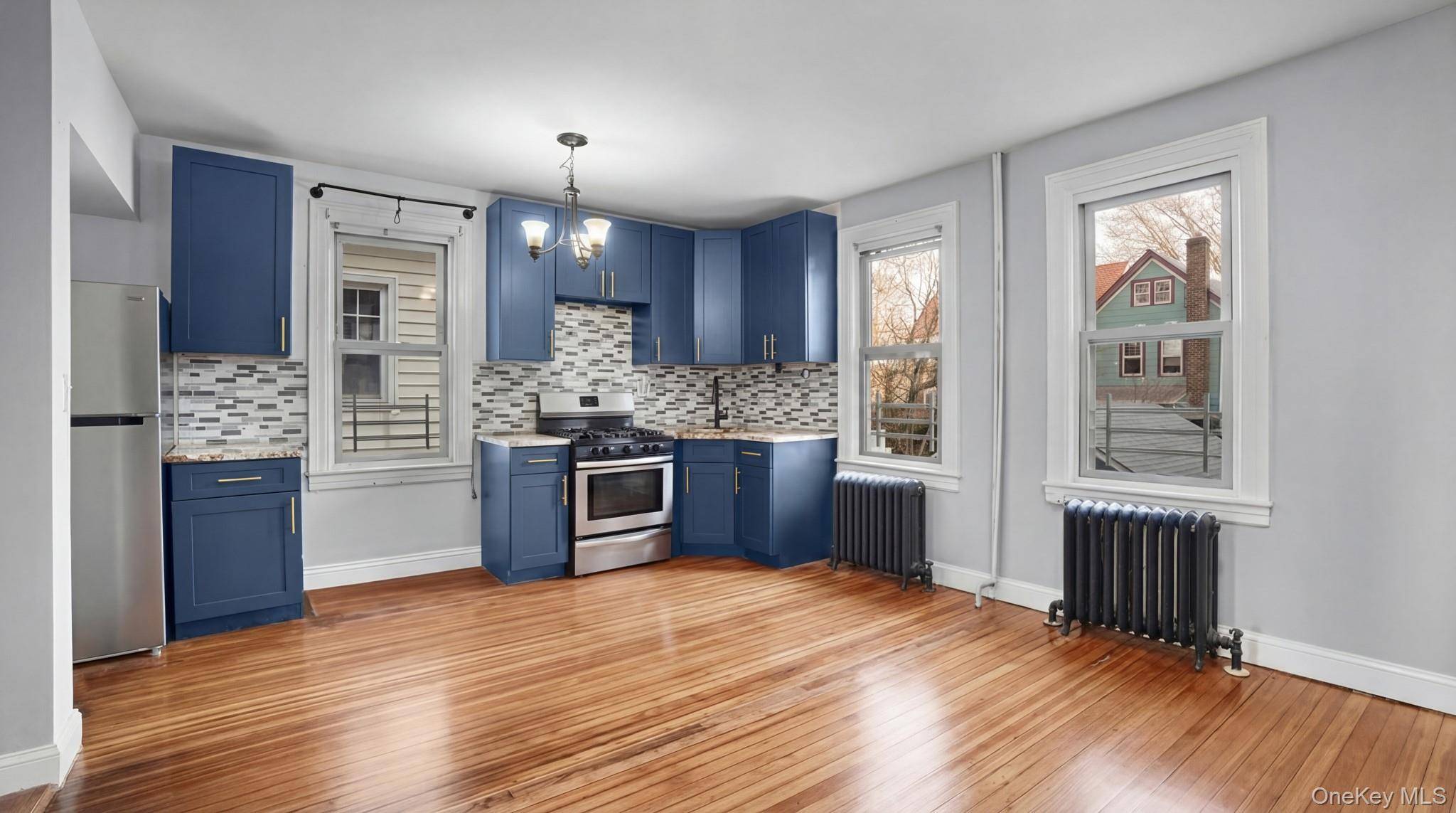 320 E 235th ST, Bronx, NY 10470