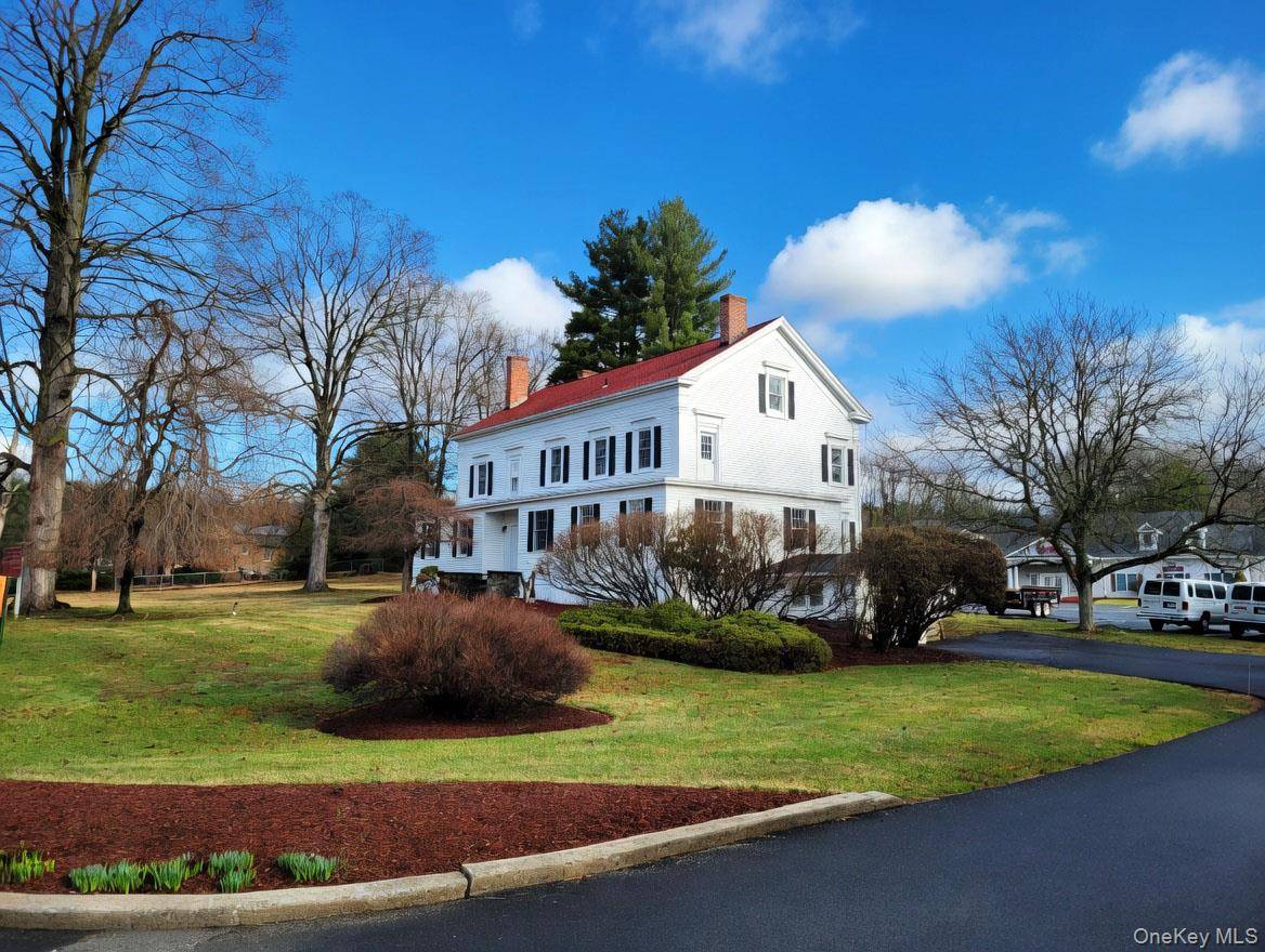 22 Sarah Wells TRL, Campbell Hall, NY 10916