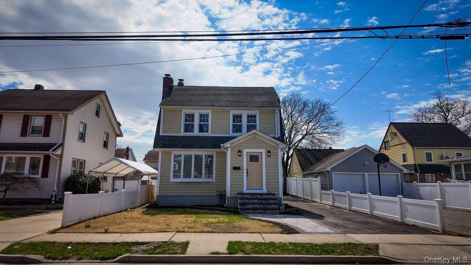 50 E Saint Marks PL, Valley Stream, NY 11580