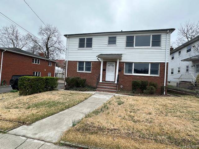 7 Linwood RD #2nd Fl, Port Washington, NY 11050