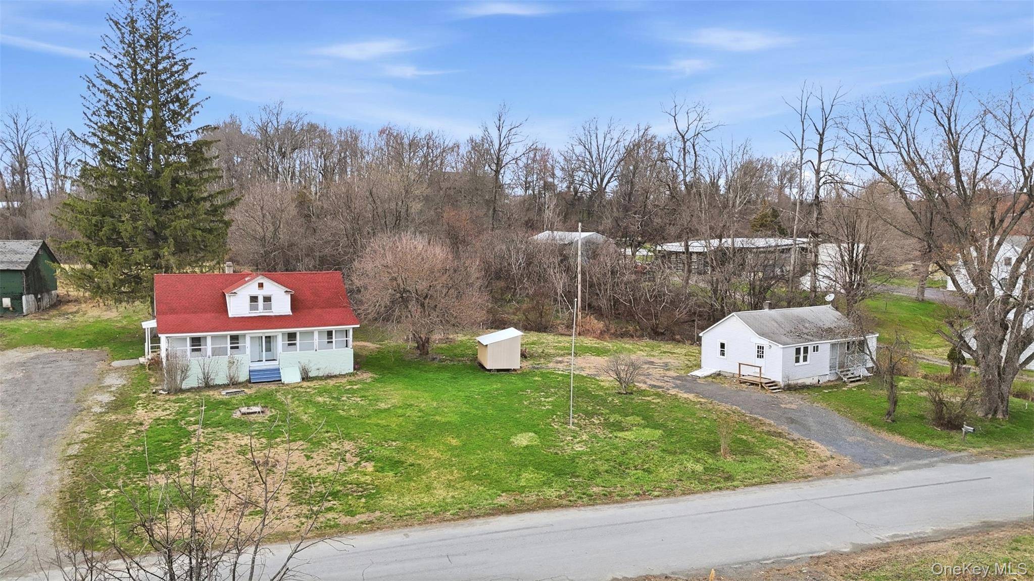 155 Pierce CIR, New Hampton, NY 10958