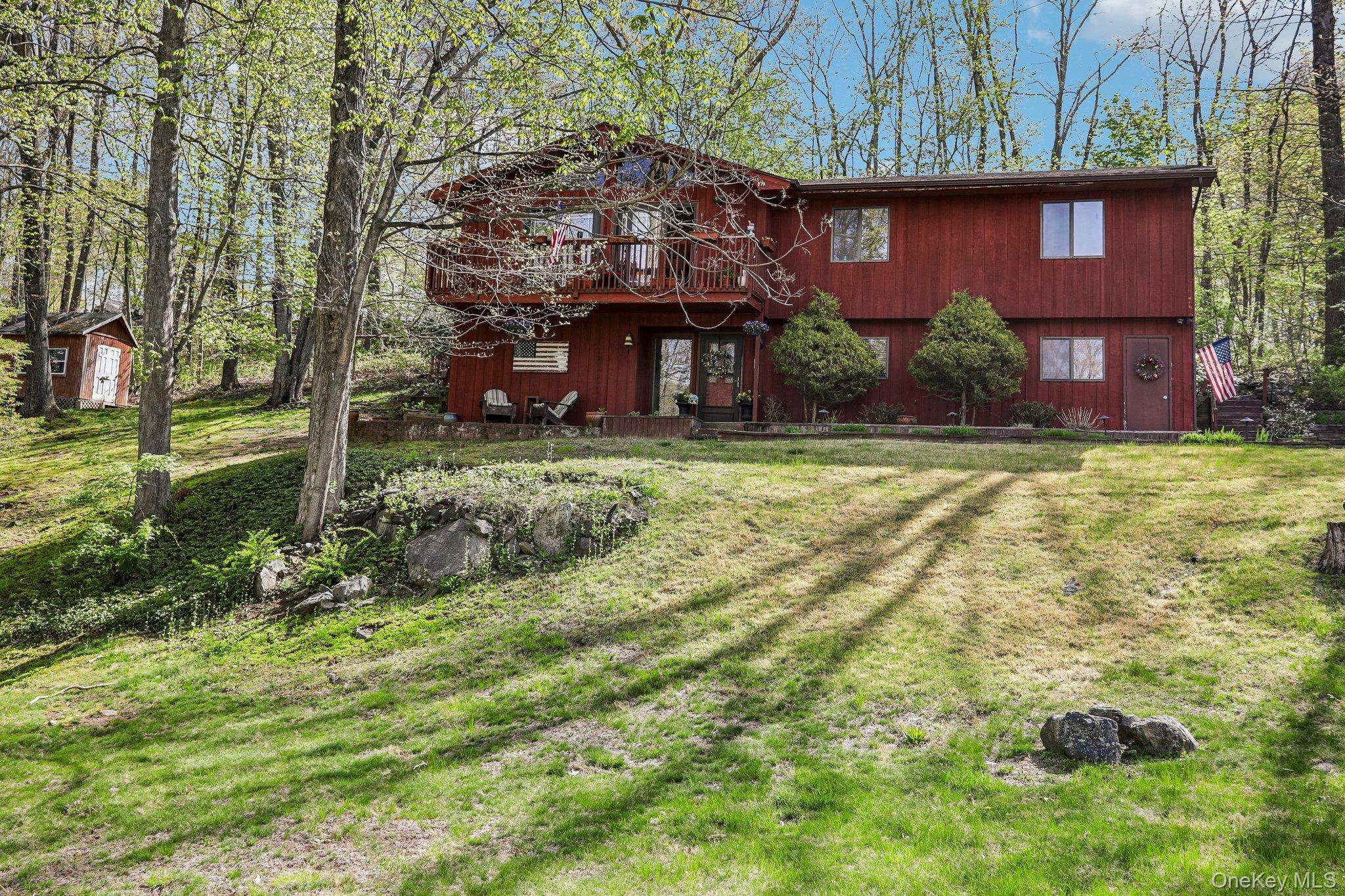 21 Stonehouse RD, Somers, NY 10589