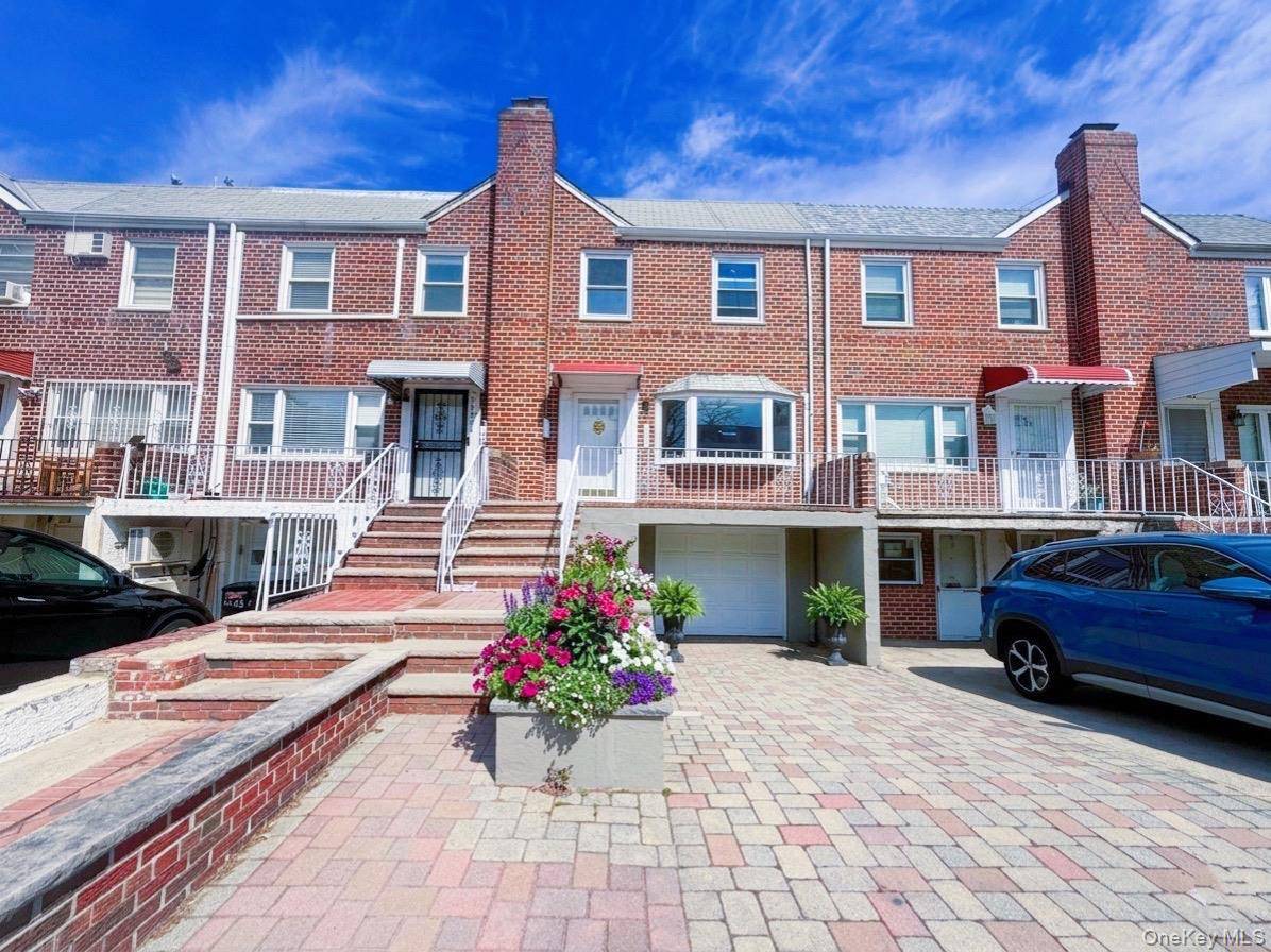166-65 17TH RD, Whitestone, NY 11357