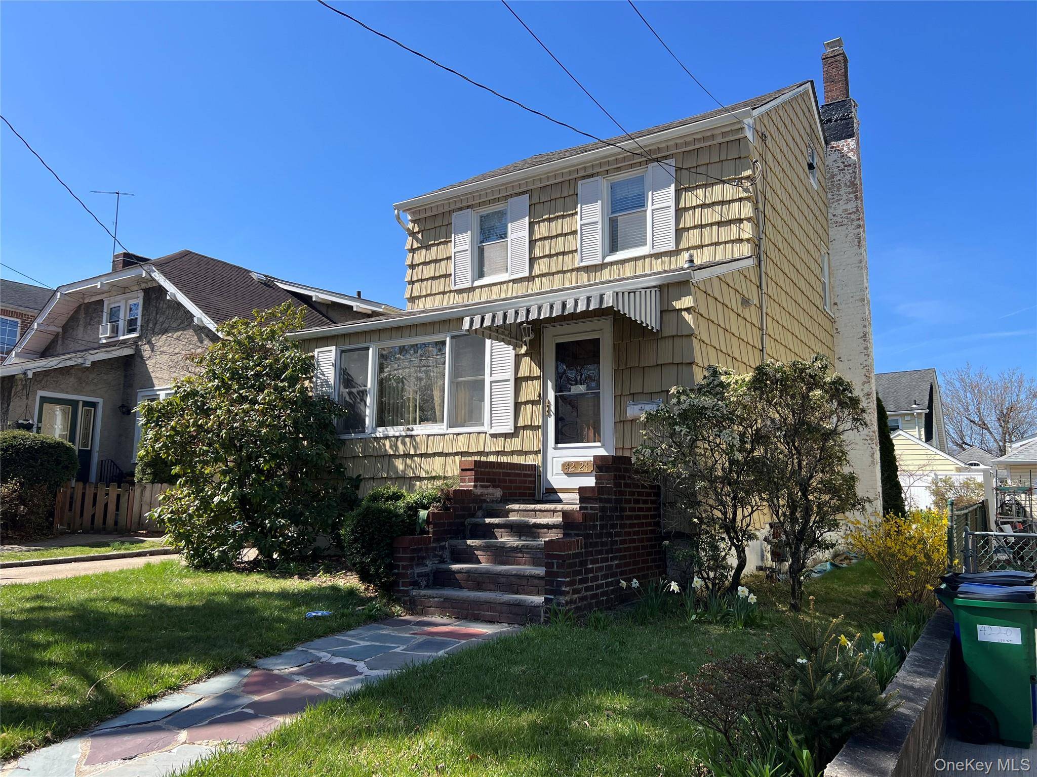 4224 249th ST, Little Neck, NY 11363