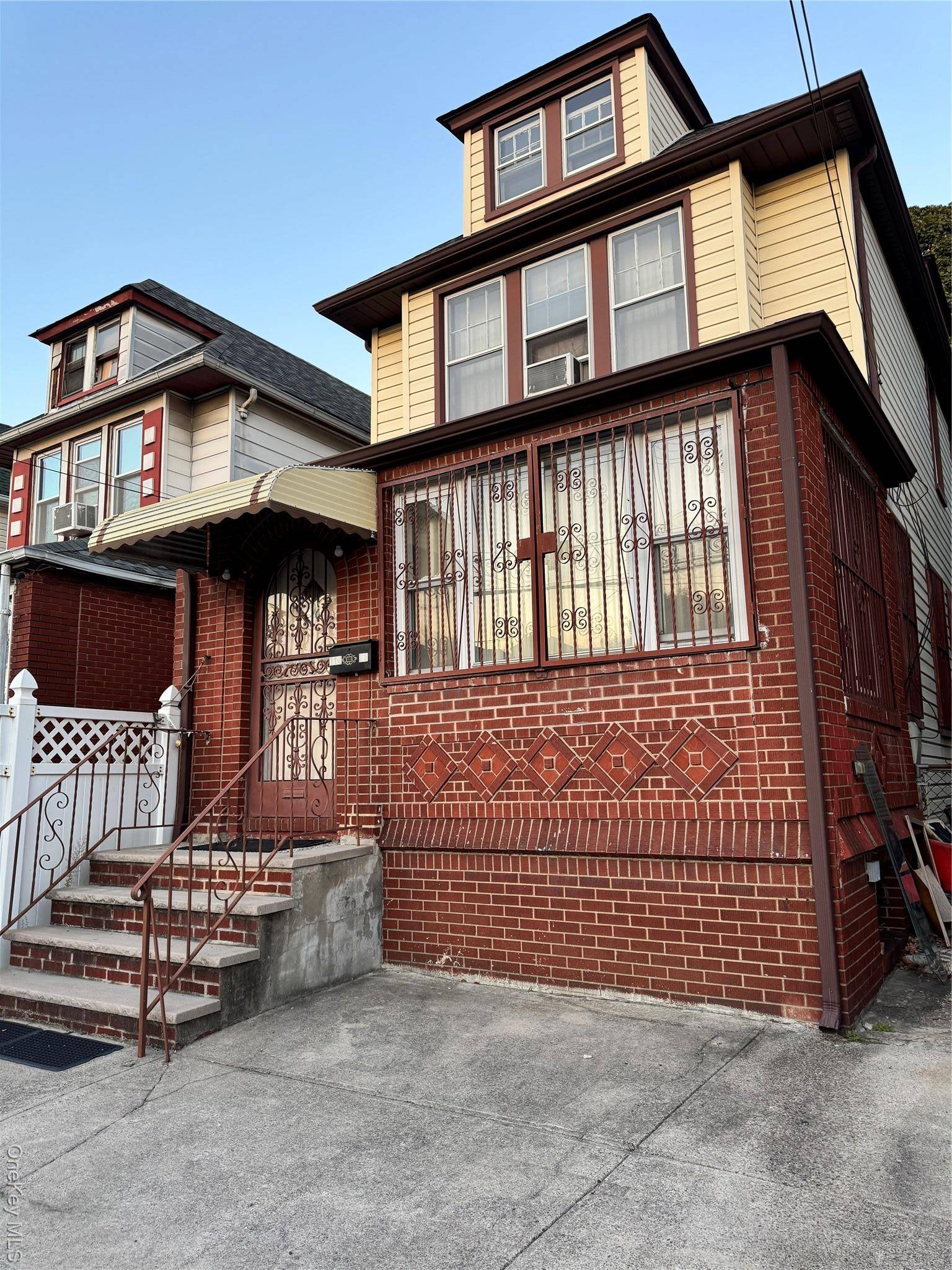 11435 130th ST, South Ozone Park, NY 11420