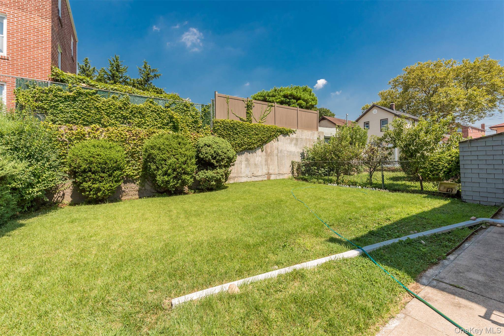 7107 Ditmars BLVD, East Elmhurst, NY 11370