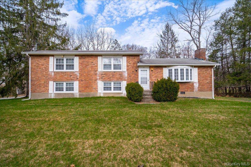 86 W Main ST, Washingtonville, NY 10992