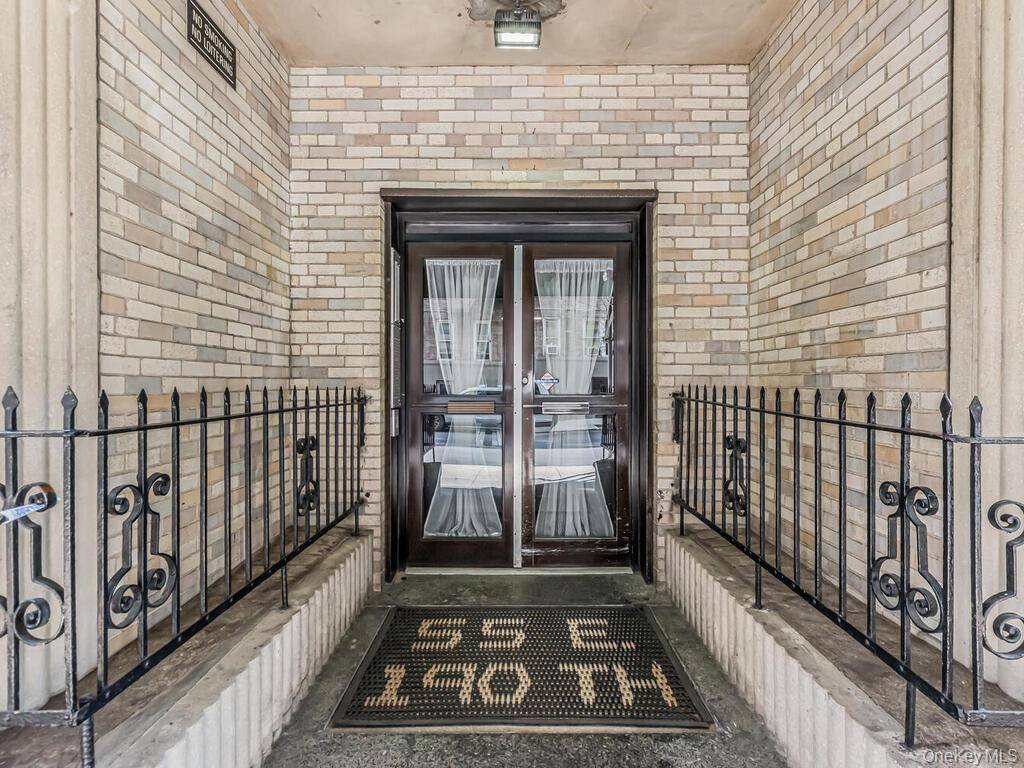 55 E 190 #57, Bronx, NY 10468