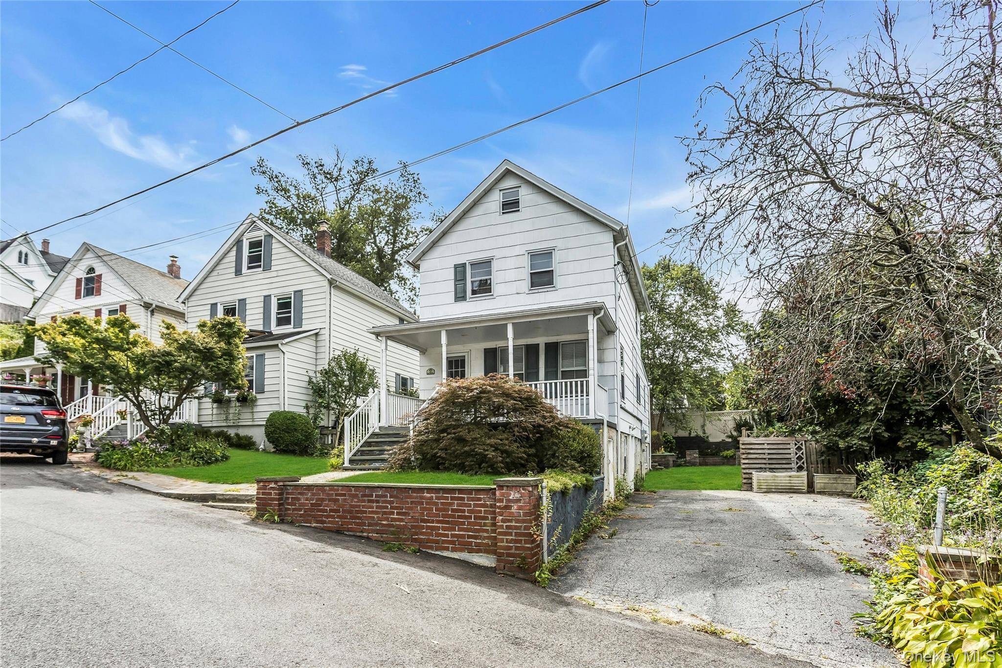 46 Irving PL, Oyster Bay, NY 11771