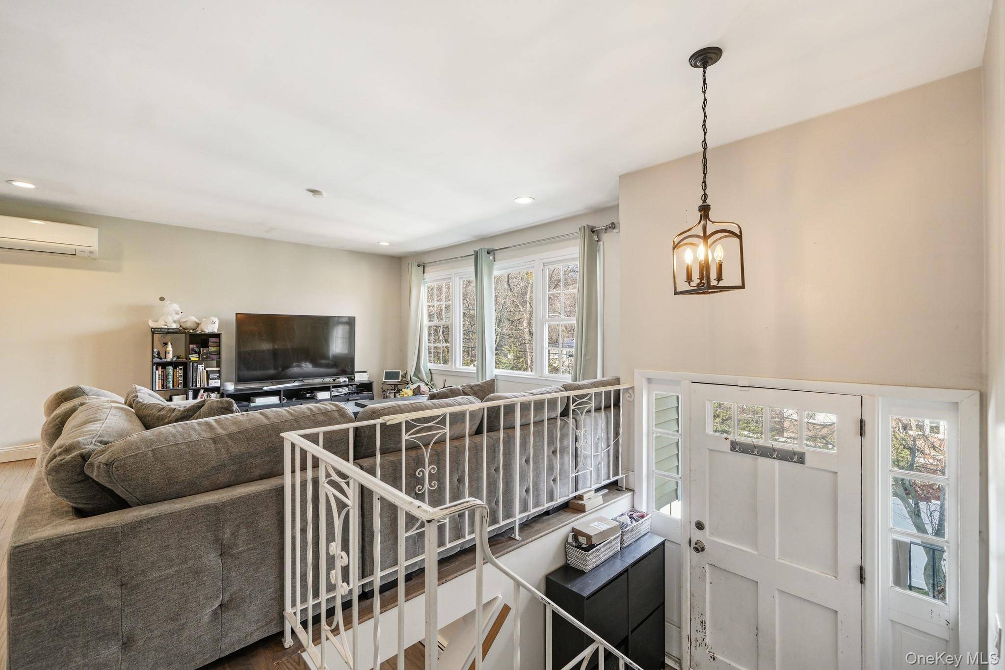 14 Dickinson AVE, Nyack, NY 10960