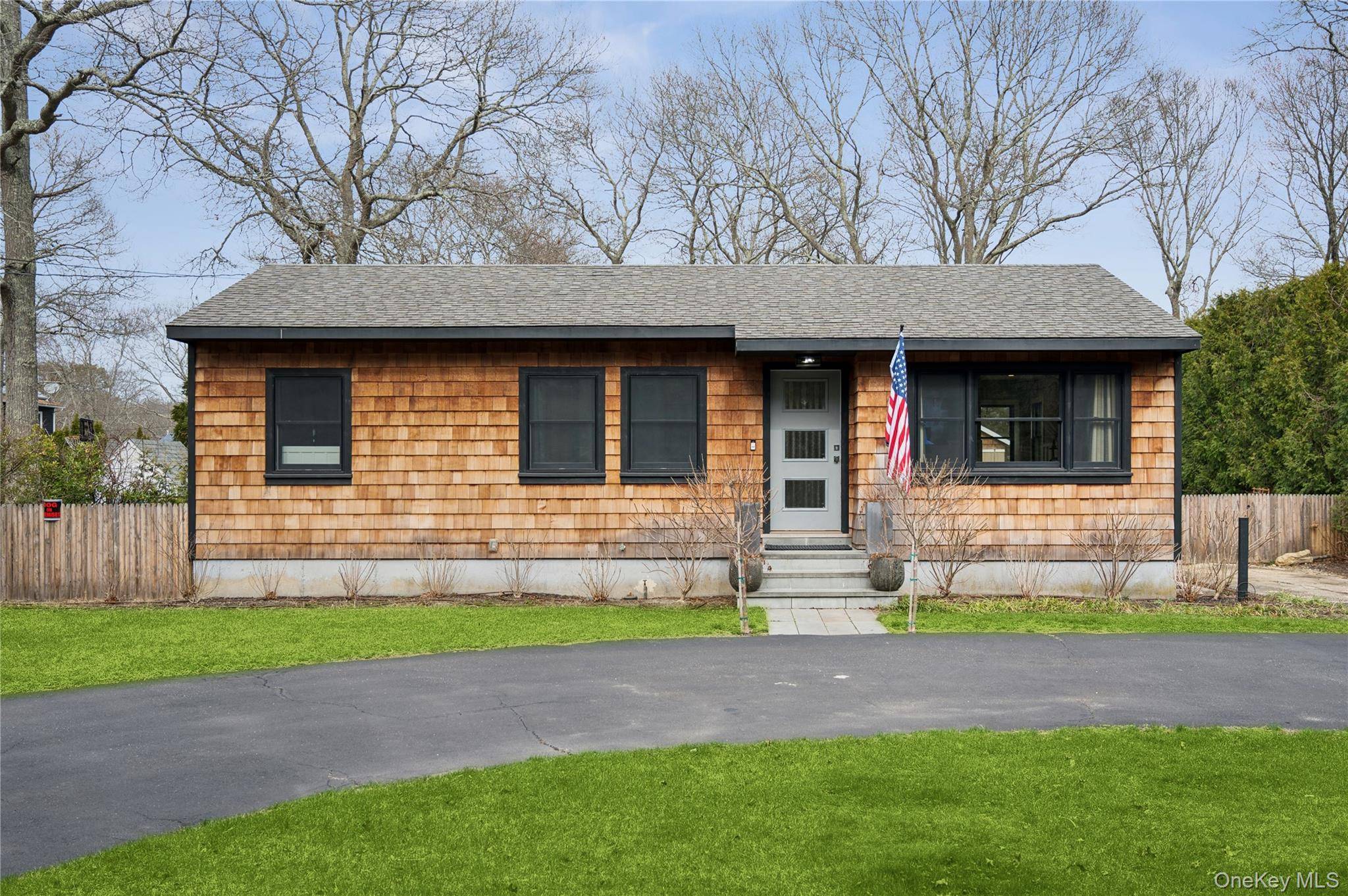 2786 Quogue Riverhead RD, East Quogue, NY 11942