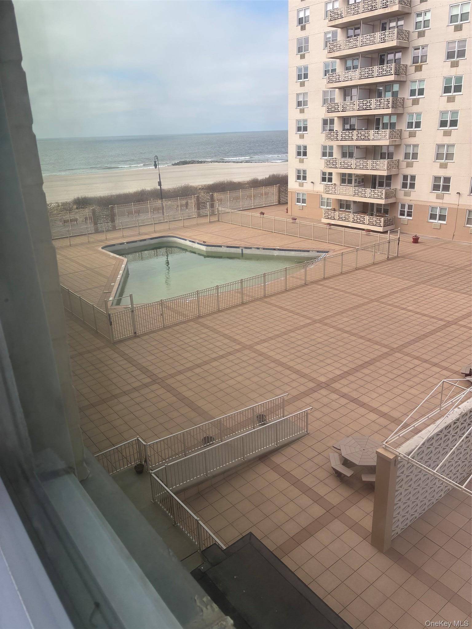 450 Shore RD #4 H, Long Beach, NY 11561