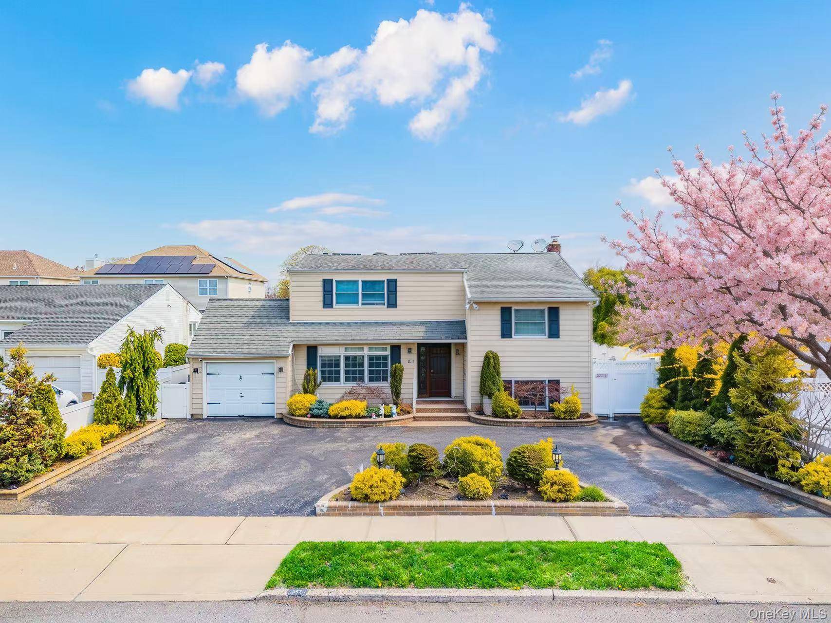 357 Gates AVE, East Meadow, NY 11554