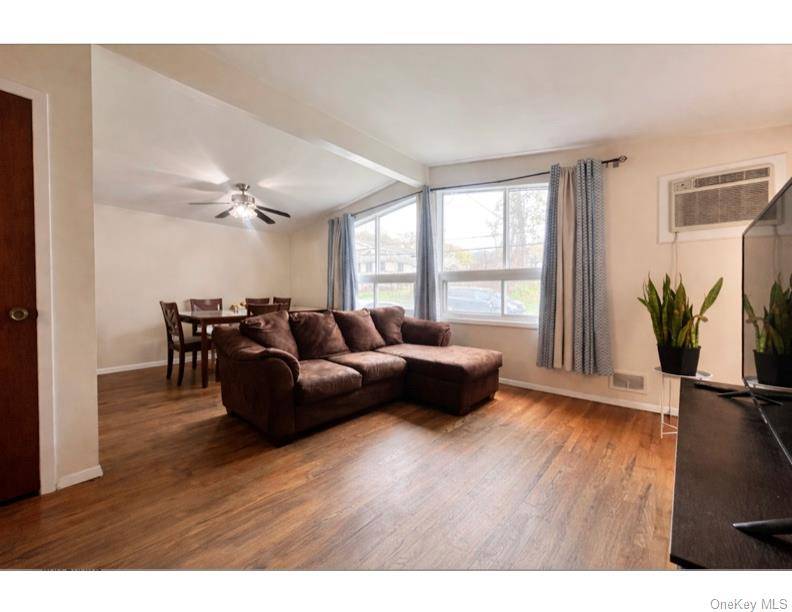 51 N Pascack RD, Nanuet, NY 10954