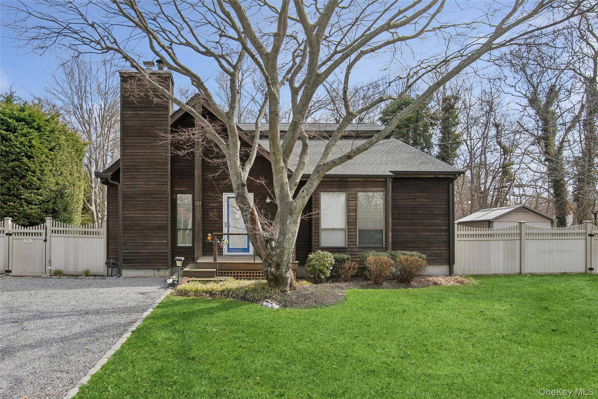 131 Lewis RD, East Quogue, NY 11942