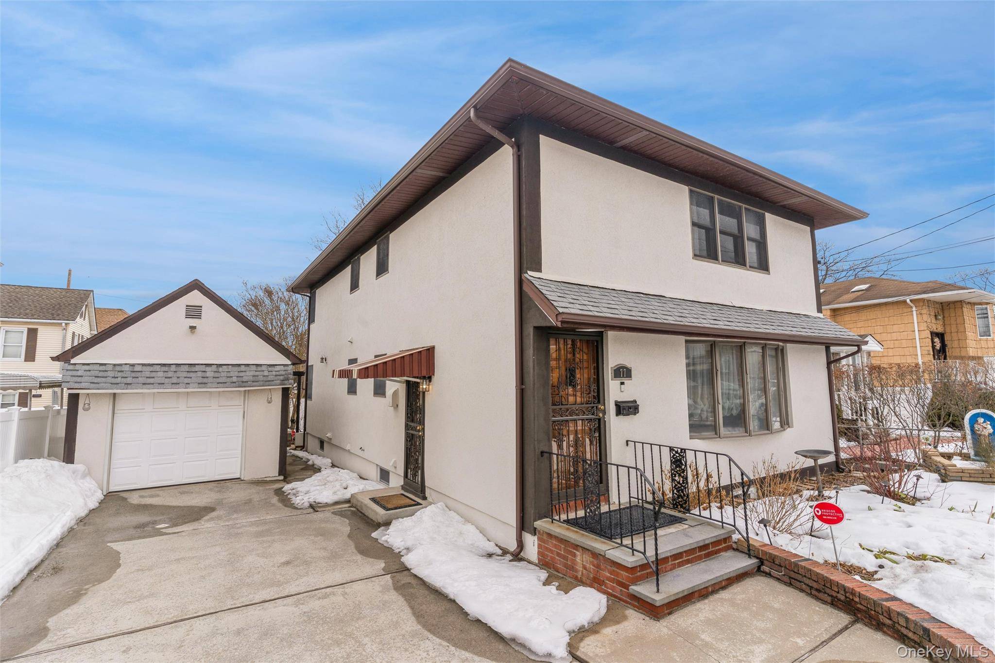 77 Lucille AVE, Elmont, NY 11003