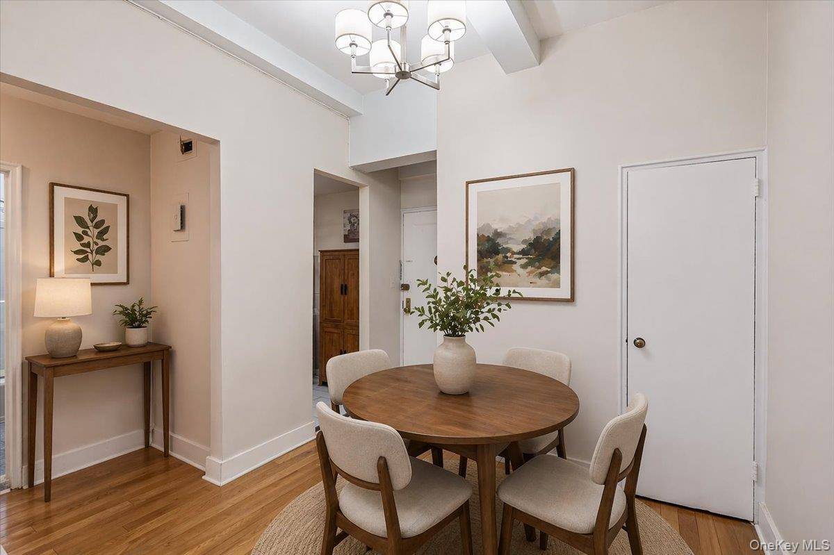 67-35 Yellowstone BLVD #1J, Forest Hills, NY 11375