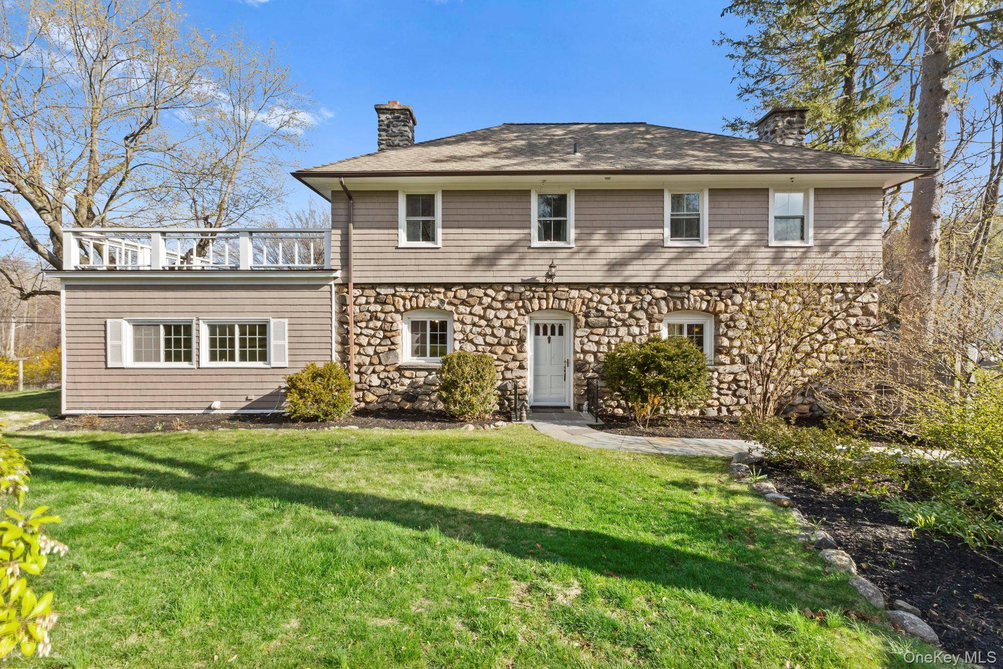 7 Rolling Hills RD, Thornwood, NY 10594