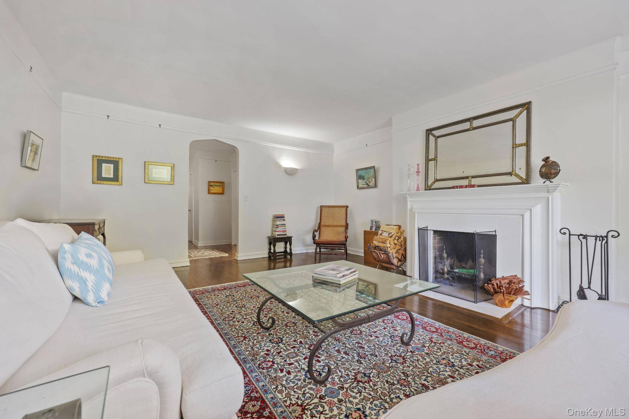 250 Bronxville Road #2G, Bronxville, NY 10708