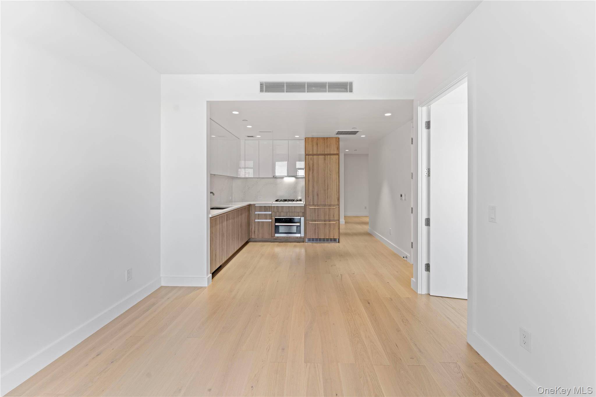 136-18 Maple AVE #5G, Flushing, NY 11355
