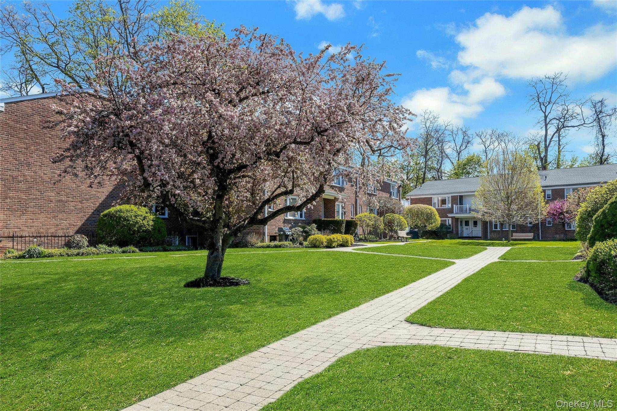39 Carpenter AVE #A, Mount Kisco, NY 10549