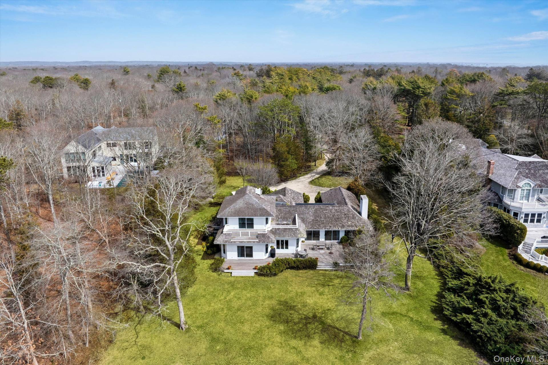7 Penniman Point RD, Quogue, NY 11959