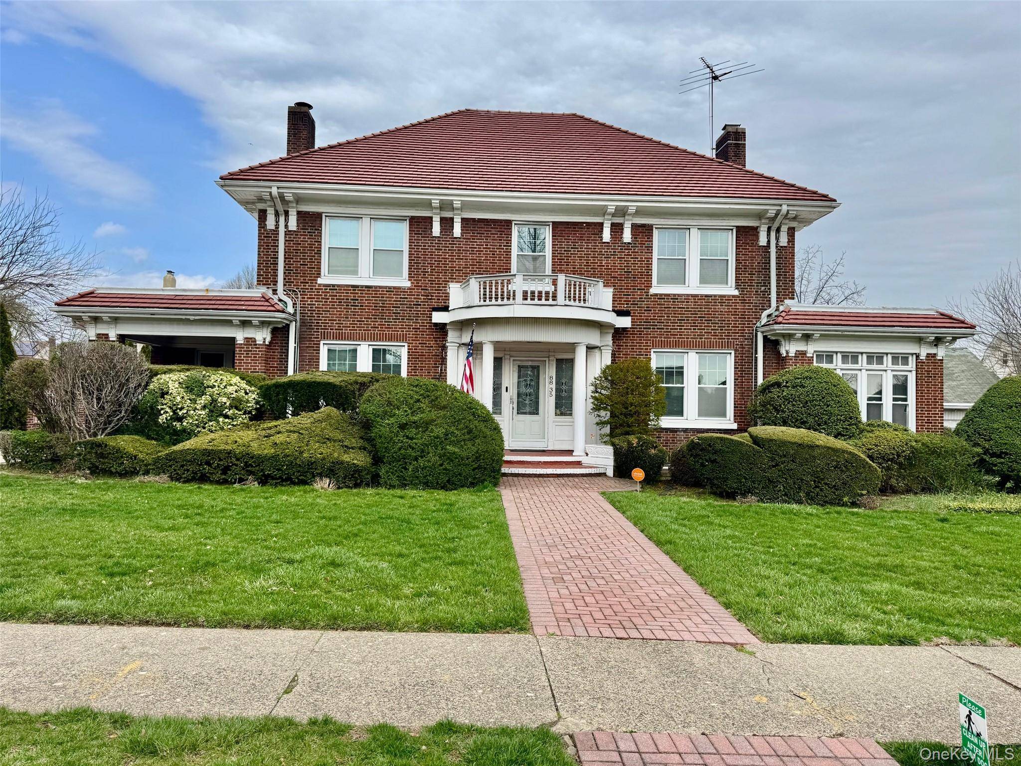 88-35 193rd ST, Hollis, NY 11423