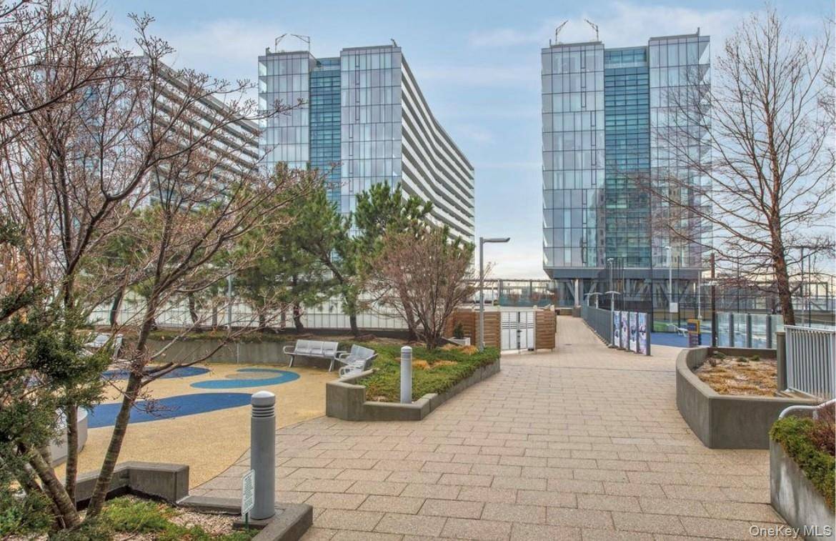 131-05 40th RD #10T, Flushing, NY 11354