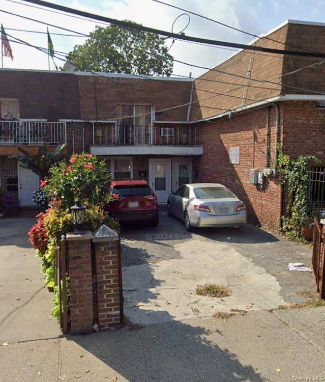 2335 Mott AVE, Far Rockaway, NY 11691