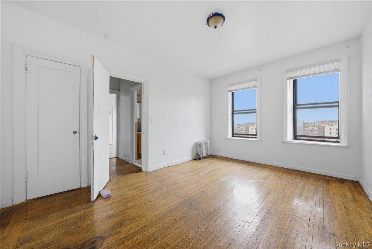 1715 Nelson AVE #5D, Bronx, NY 10453