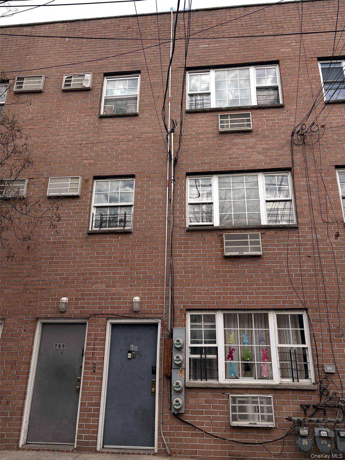 789 Jennings ST, Bronx, NY 10459