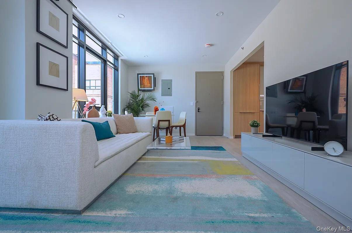 40-22 61st ST #5E, Woodside, NY 11377