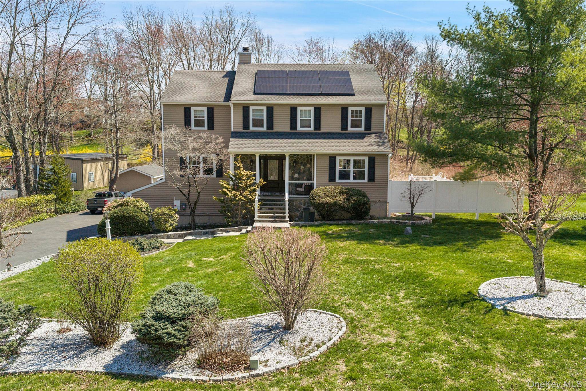 19 Peachtree DR, Cortlandt Manor, NY 10567