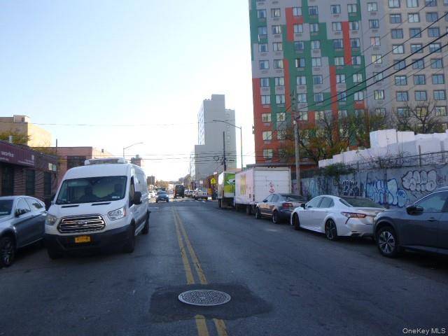 8-07 38th AVE, Long Island City, NY 11101