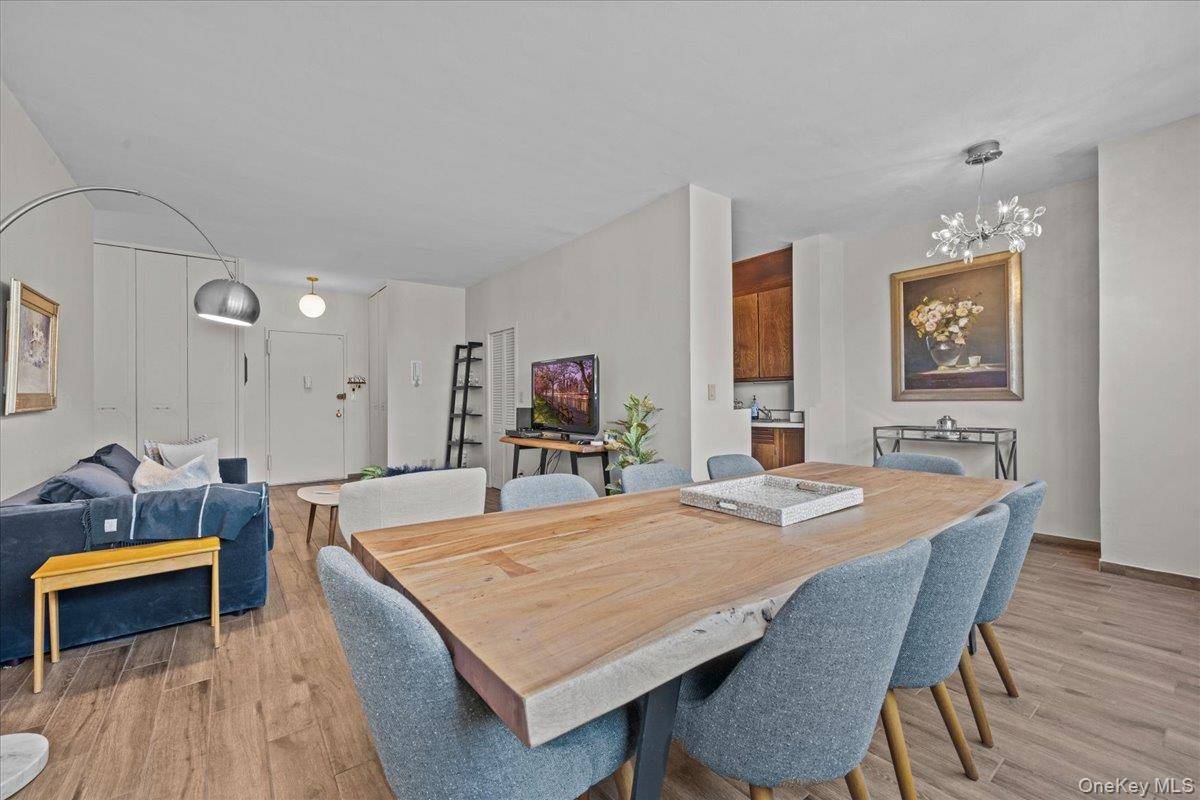 555 Kappock ST #4J, Bronx, NY 10463