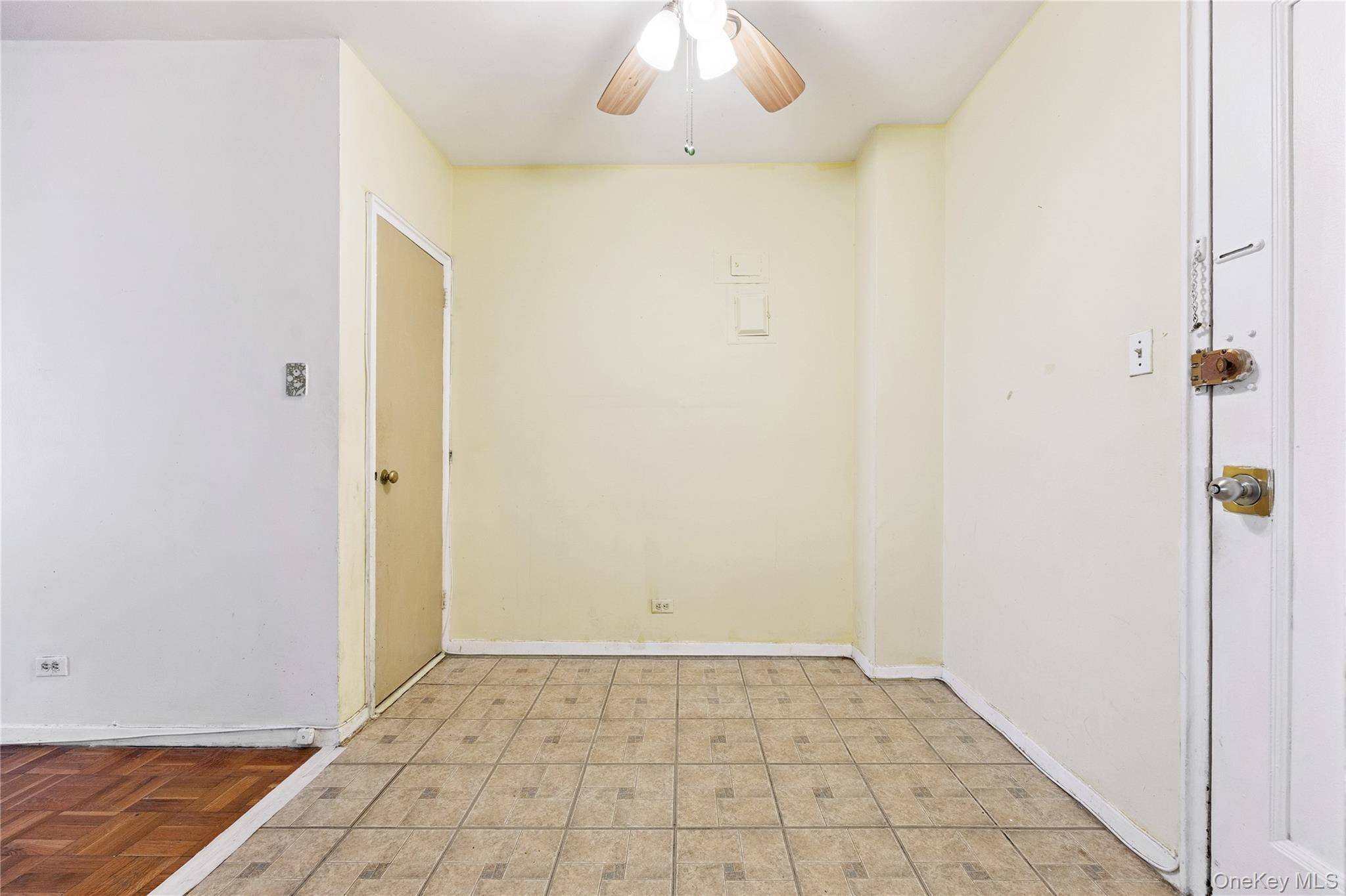110-45 Queens Blvd #807, Forest Hills, NY 11375
