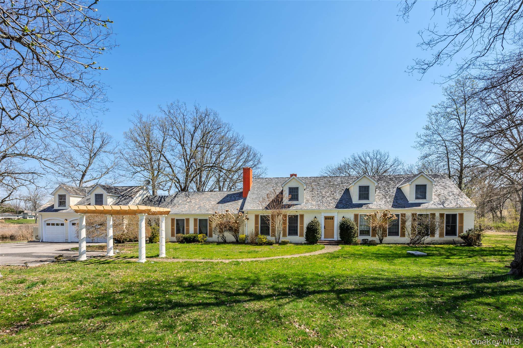 235 Centre Island RD, Centre Island, NY 11771