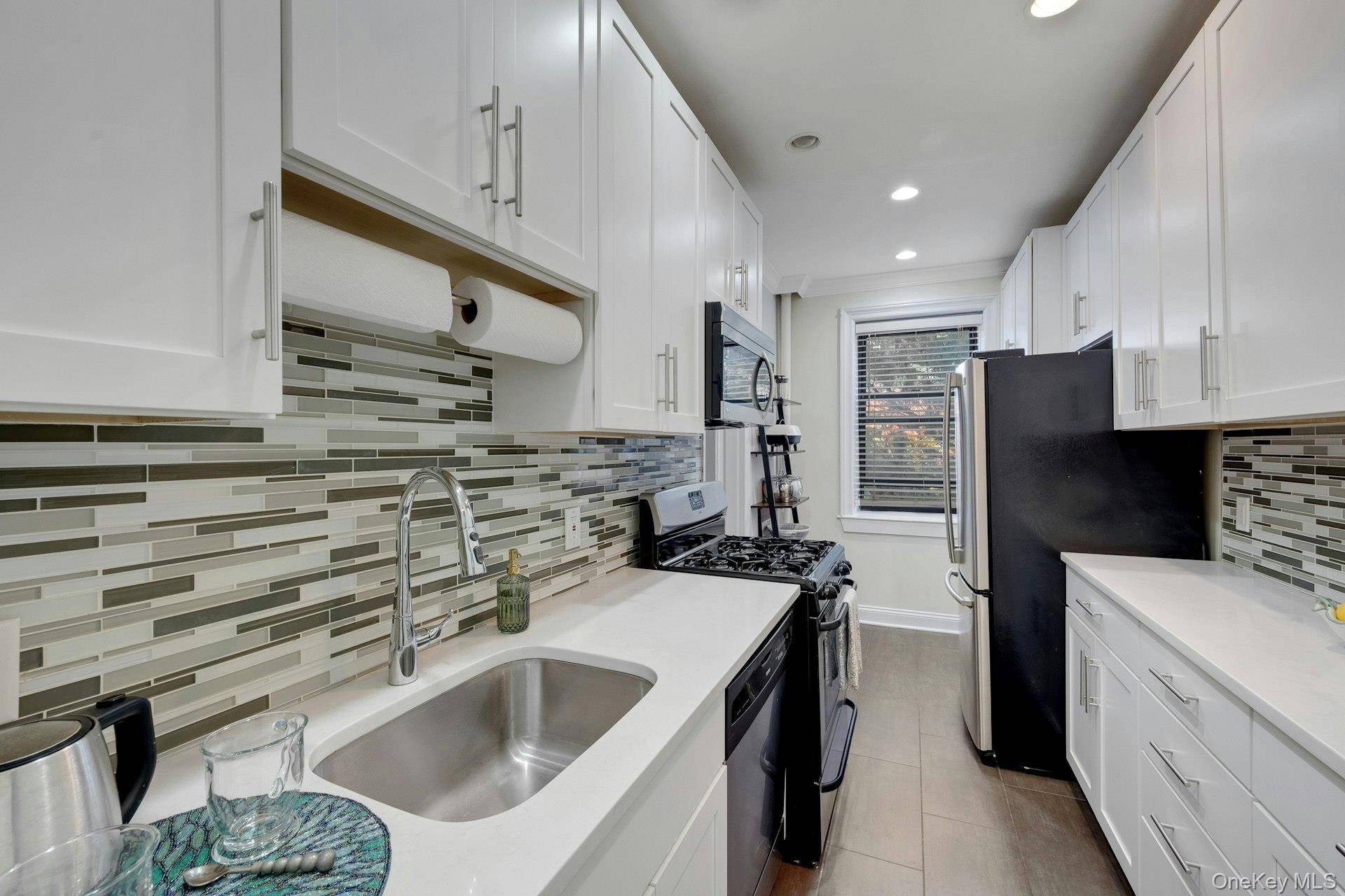68 E Hartsdale AVE #5M, Hartsdale, NY 10530