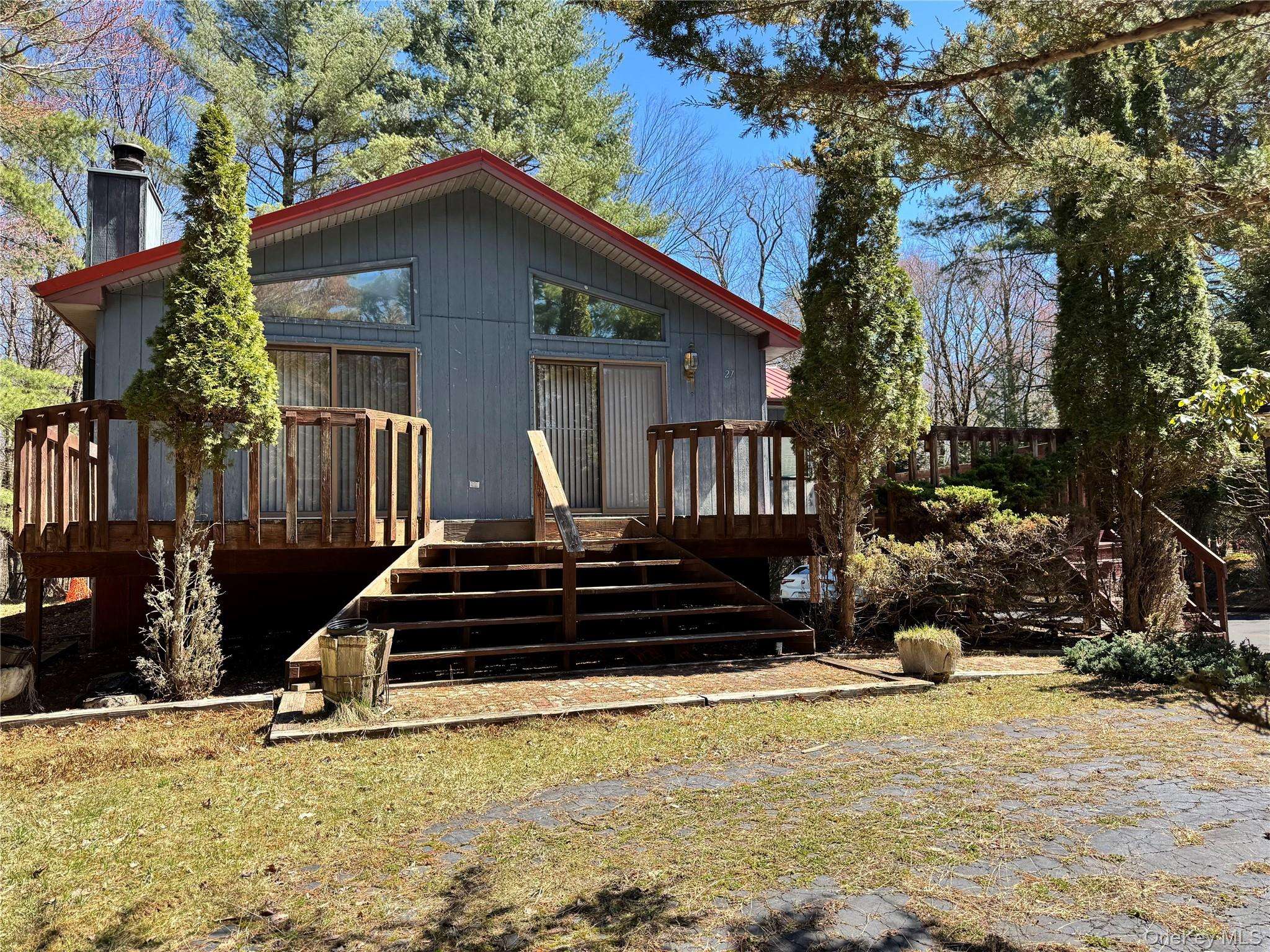 27 Gina LN, Smallwood, NY 12778