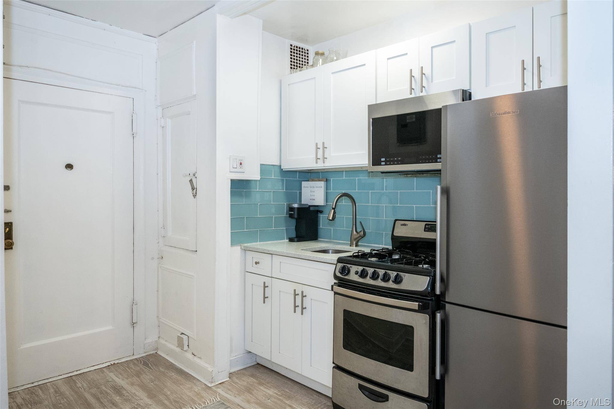 151 Centre AVE #5B, New Rochelle, NY 10805