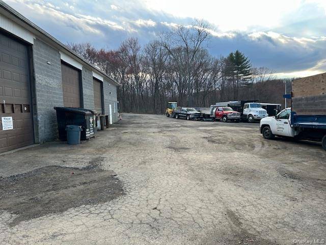 2990 Navajo RD, Yorktown Heights, NY 10598