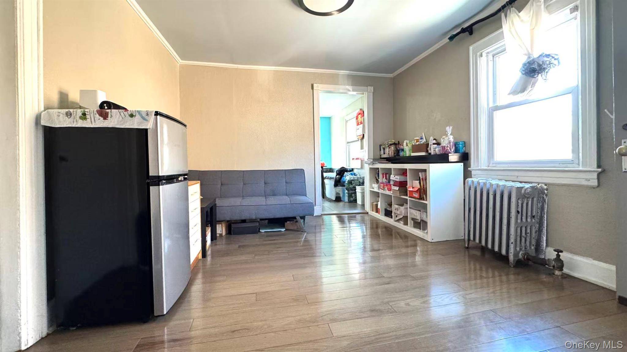 46-30 161st ST, Flushing, NY 11358