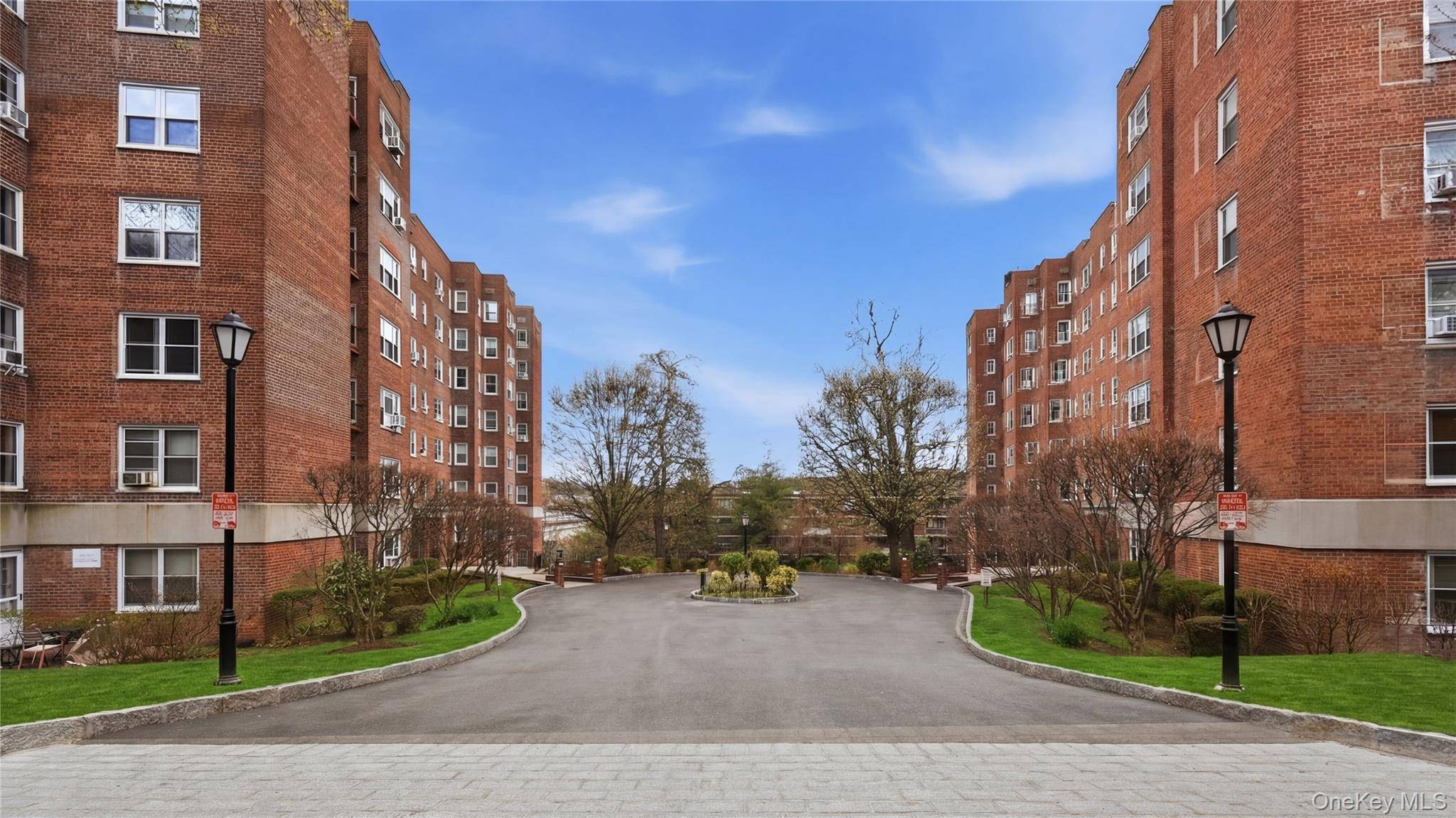 280 Collins AVE #6I, Mount Vernon, NY 10552
