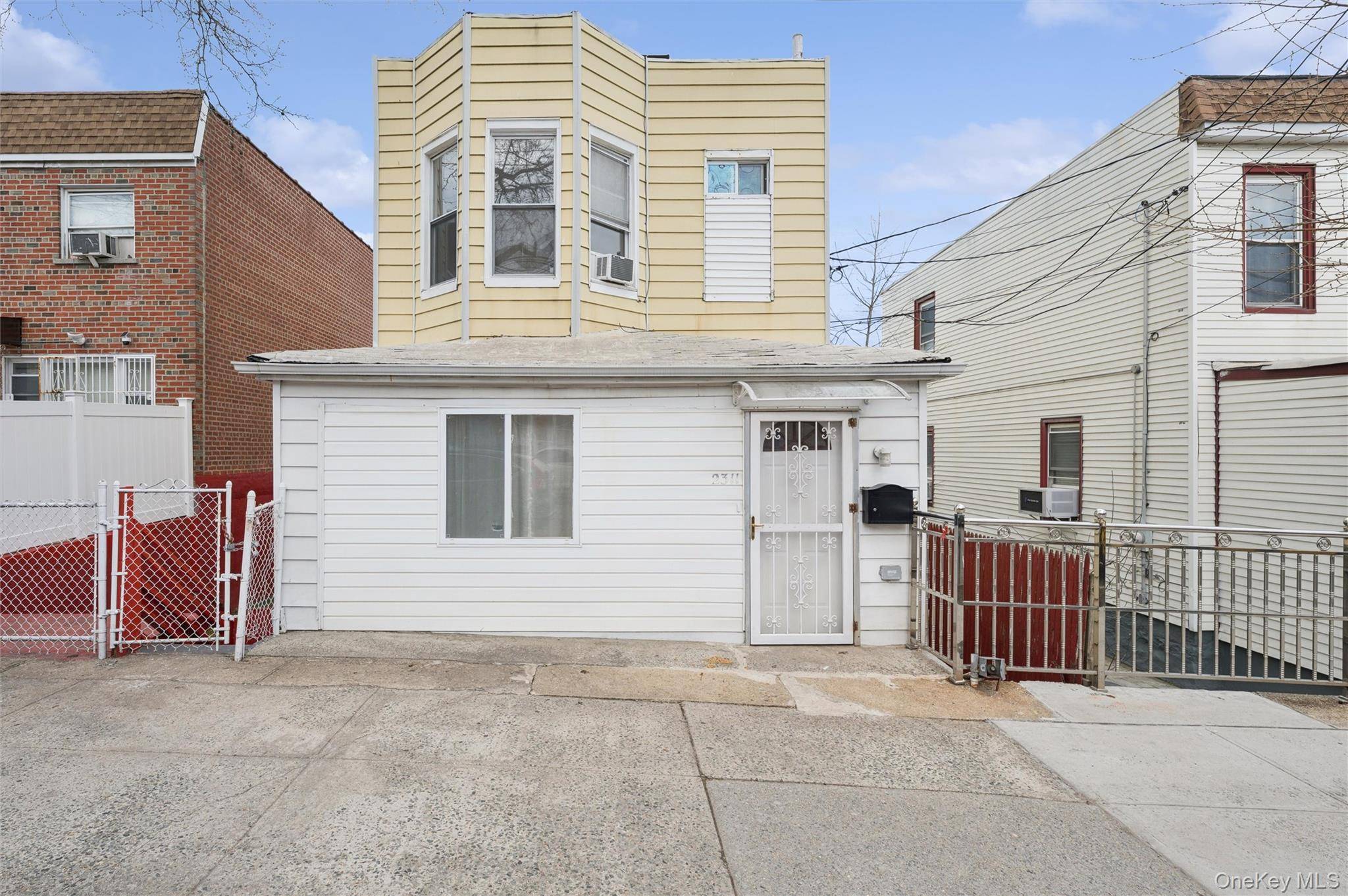 2311 Ellis AVE, Bronx, NY 10462
