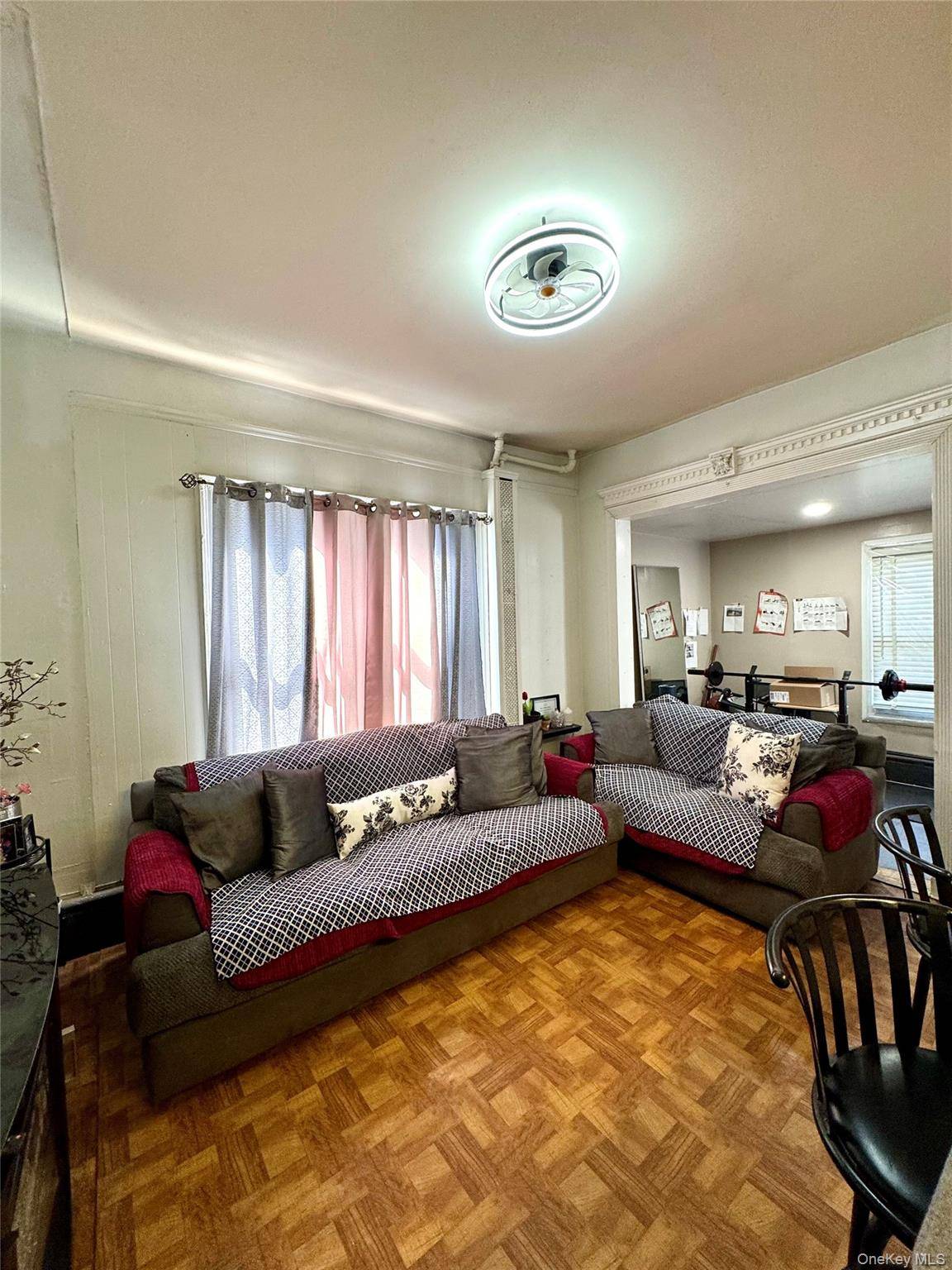 1811 Parkview AVE, Bronx, NY 10461