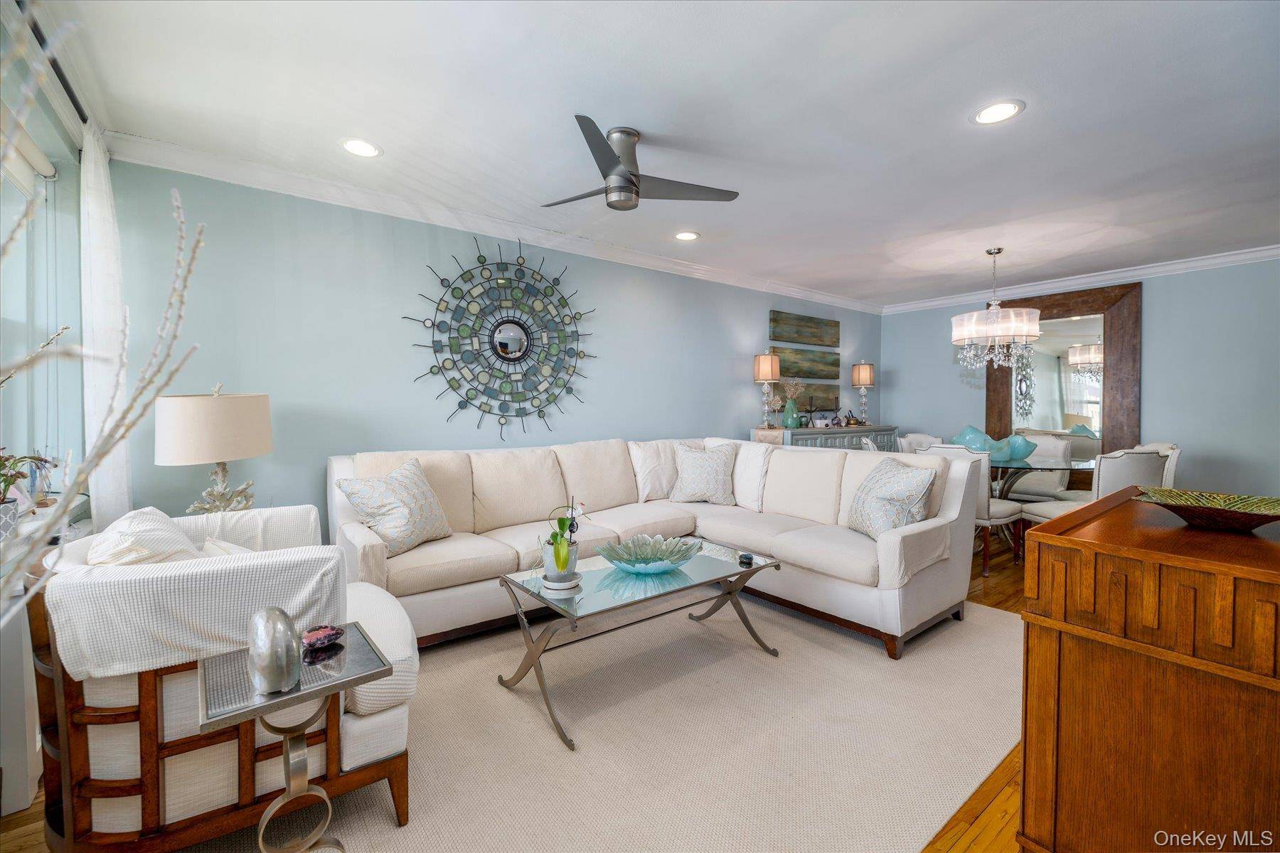 333 E Broadway #4H, Long Beach, NY 11561
