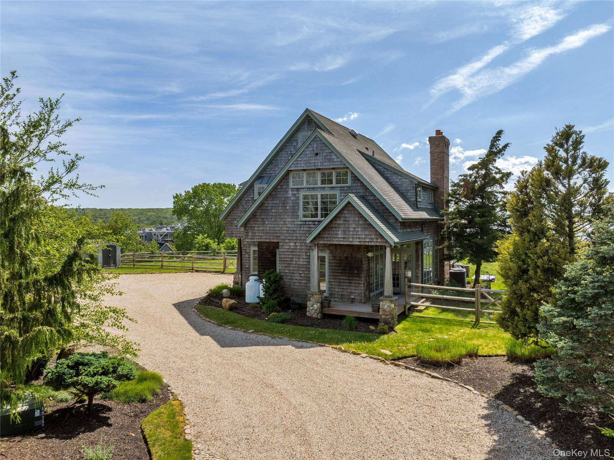 15 Edgemere ST, Montauk, NY 11954