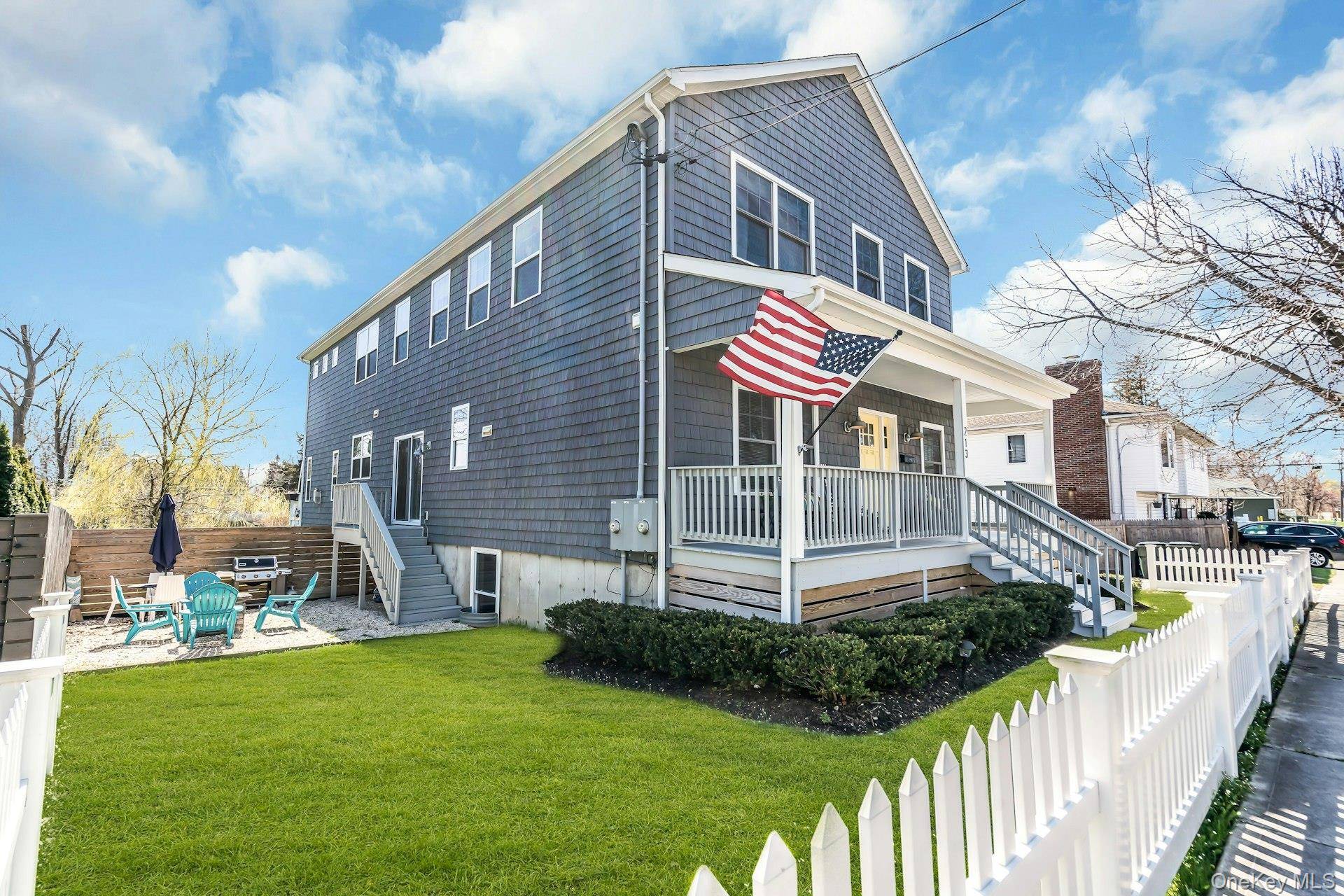 215 North ST, Greenport, NY 11944