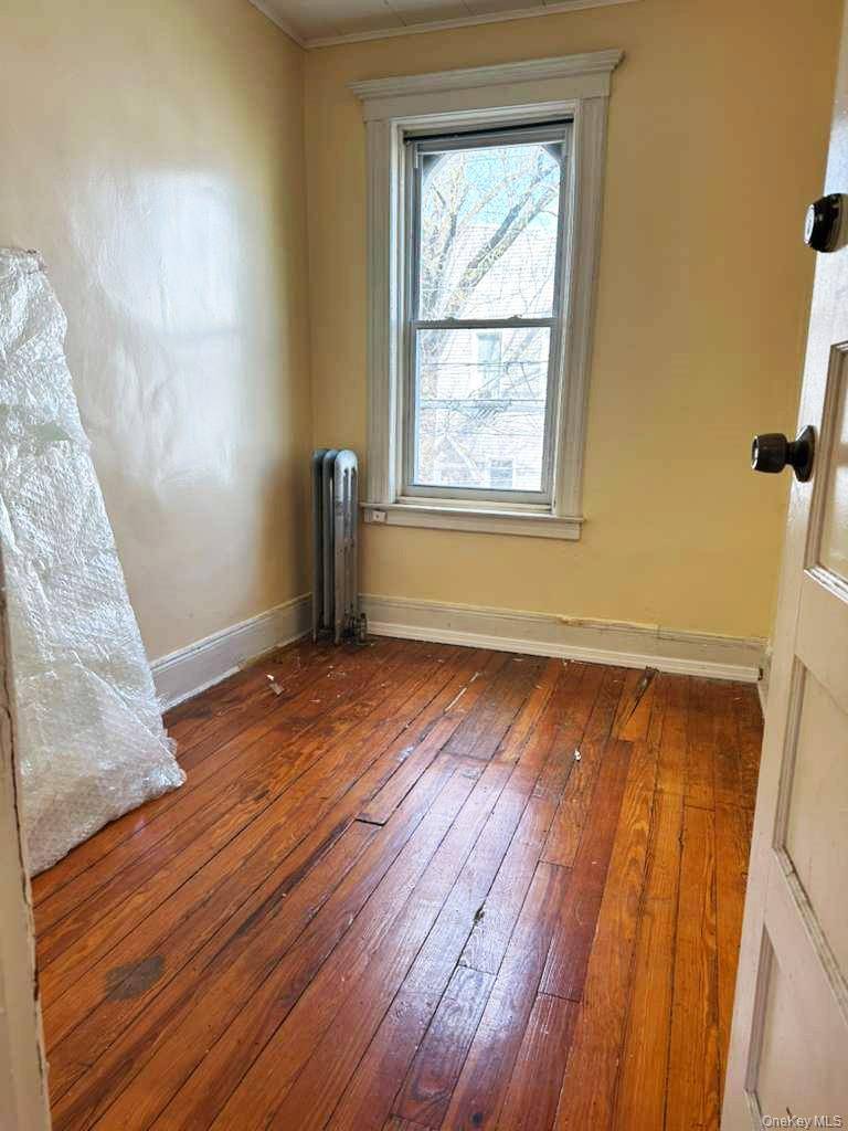 8822 85th ST, Woodhaven, NY 11421