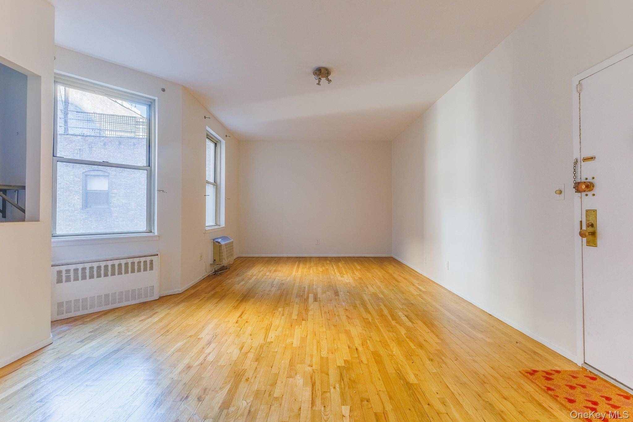 15 E 10th ST #4A, New York (manhattan), NY 10003